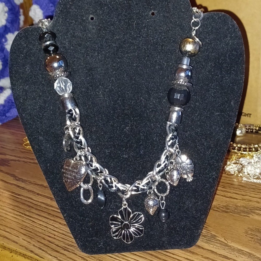 Paparazzi Bible Verse Charm Necklace Chunky Heart Flower Beads Silver Tone